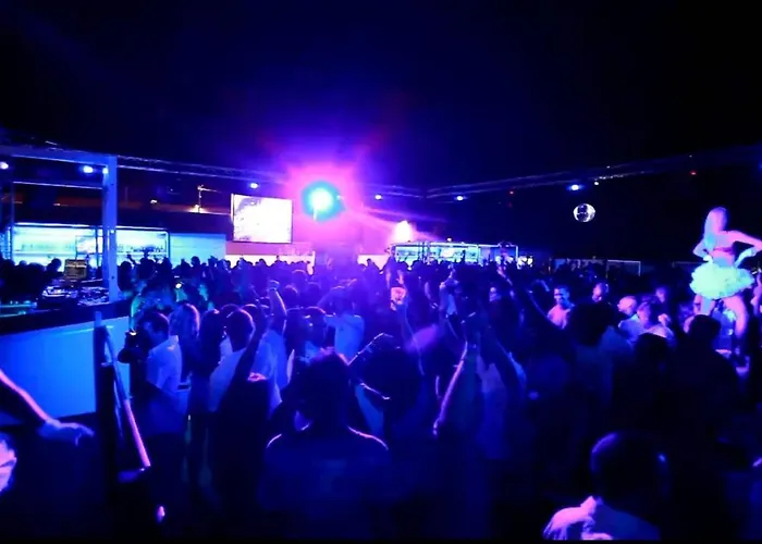 Litoralmar Beachfront Apartment