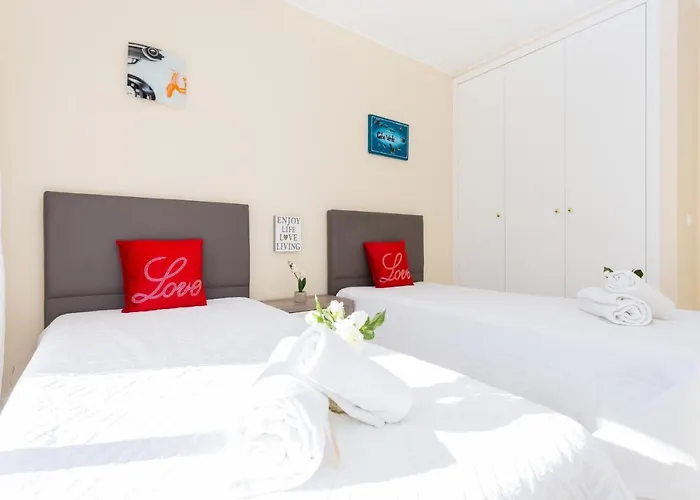 Litoralmar Beachfront Apartment